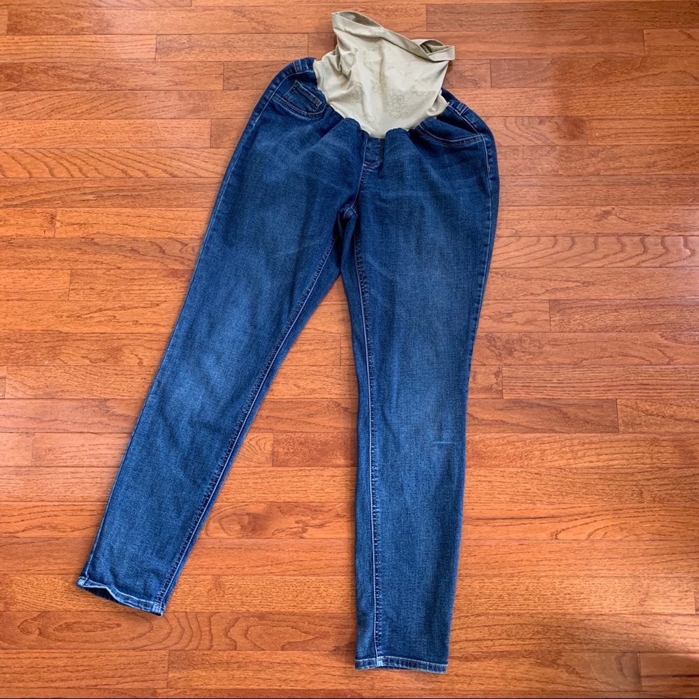 Maternity jeans. Jessica Simpson size 12